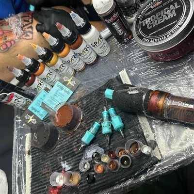 Tattoo Studios izvještava o rastućem zahtjevu među starijim prvim klijentima ...
