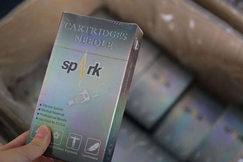 Spark Axis + precizni toner kertridži su spremni za upotrebu
